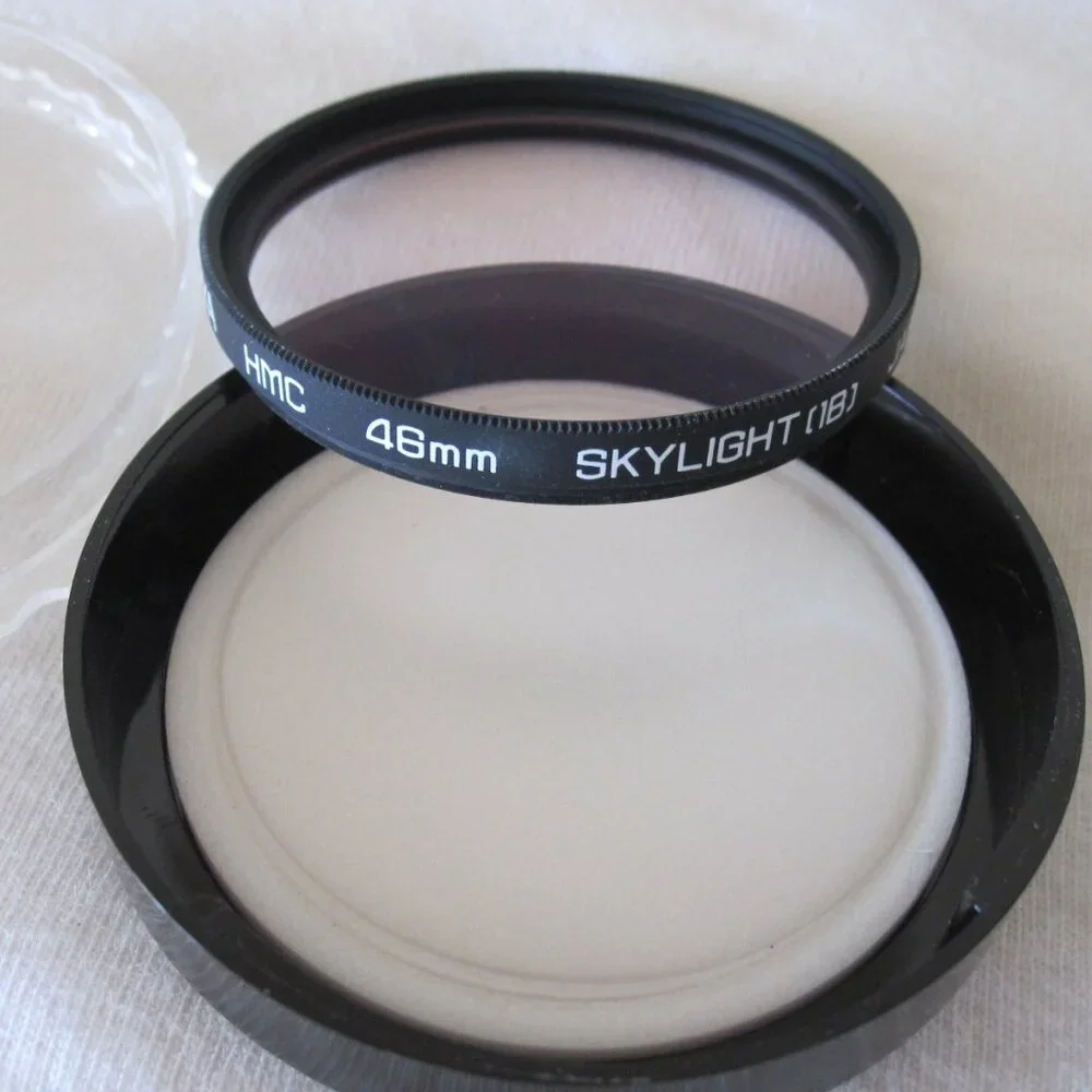 Hoya Camera lens HMC Filter: Skylight - 1B, 46.0s - Complete in Box